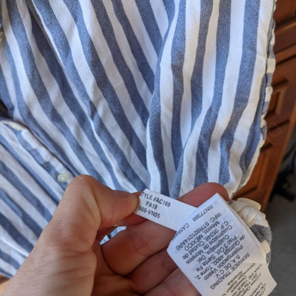 Madewell Women's size M Medium Central Button Down Shirt in Pompano Stripe - Picture 6 of 7